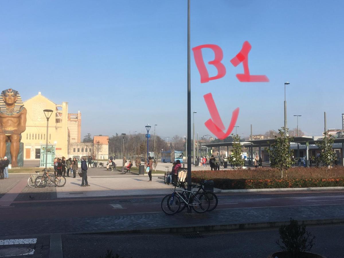 A Due Passi Da Giulietta-Casa Montecchi Verona Exteriér fotografie
