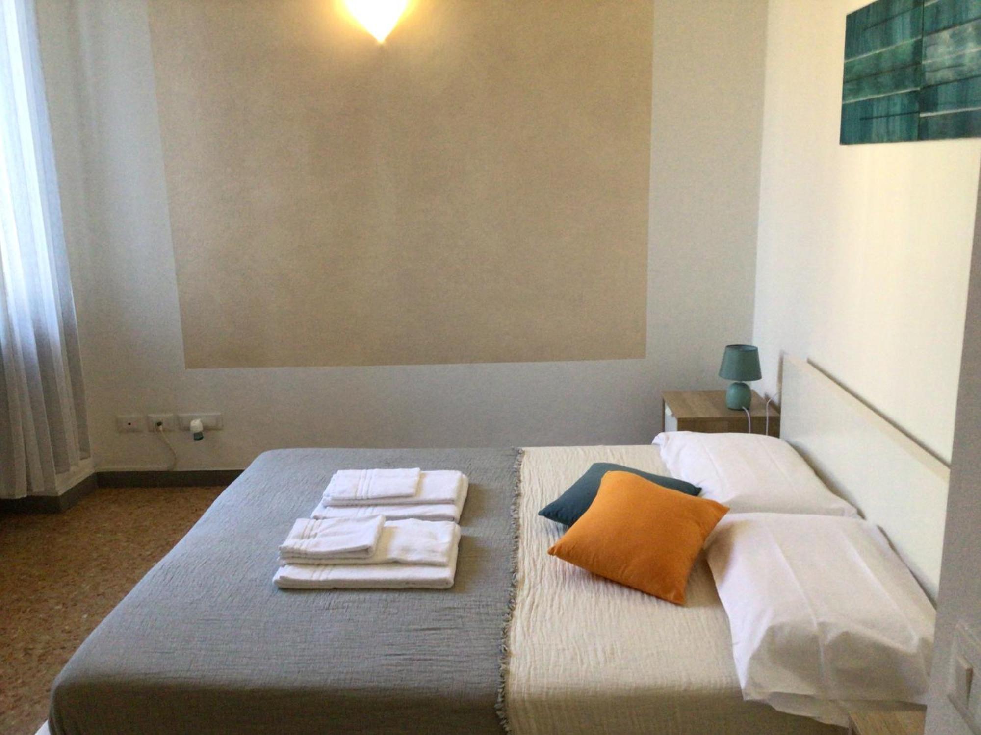A Due Passi Da Giulietta-Casa Montecchi Verona Exteriér fotografie